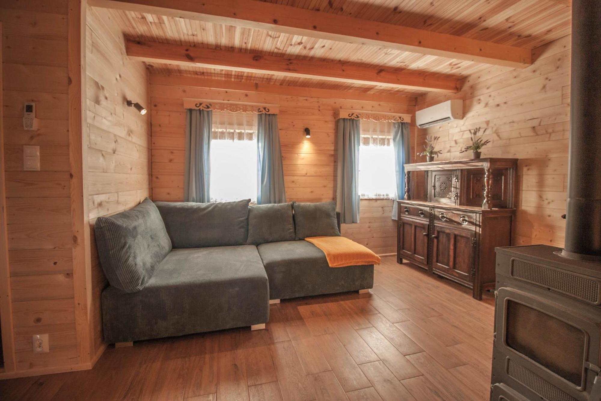 Holiday House Folwark Jelen Poniklica Bagian luar foto